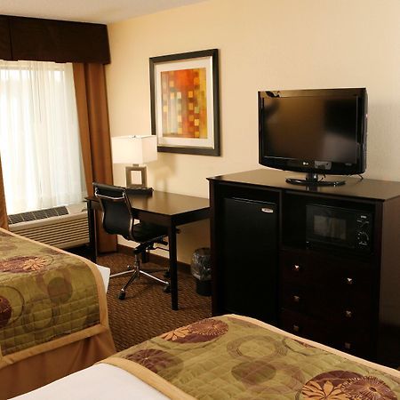 Best Western Plus Голдсборо Экстерьер фото