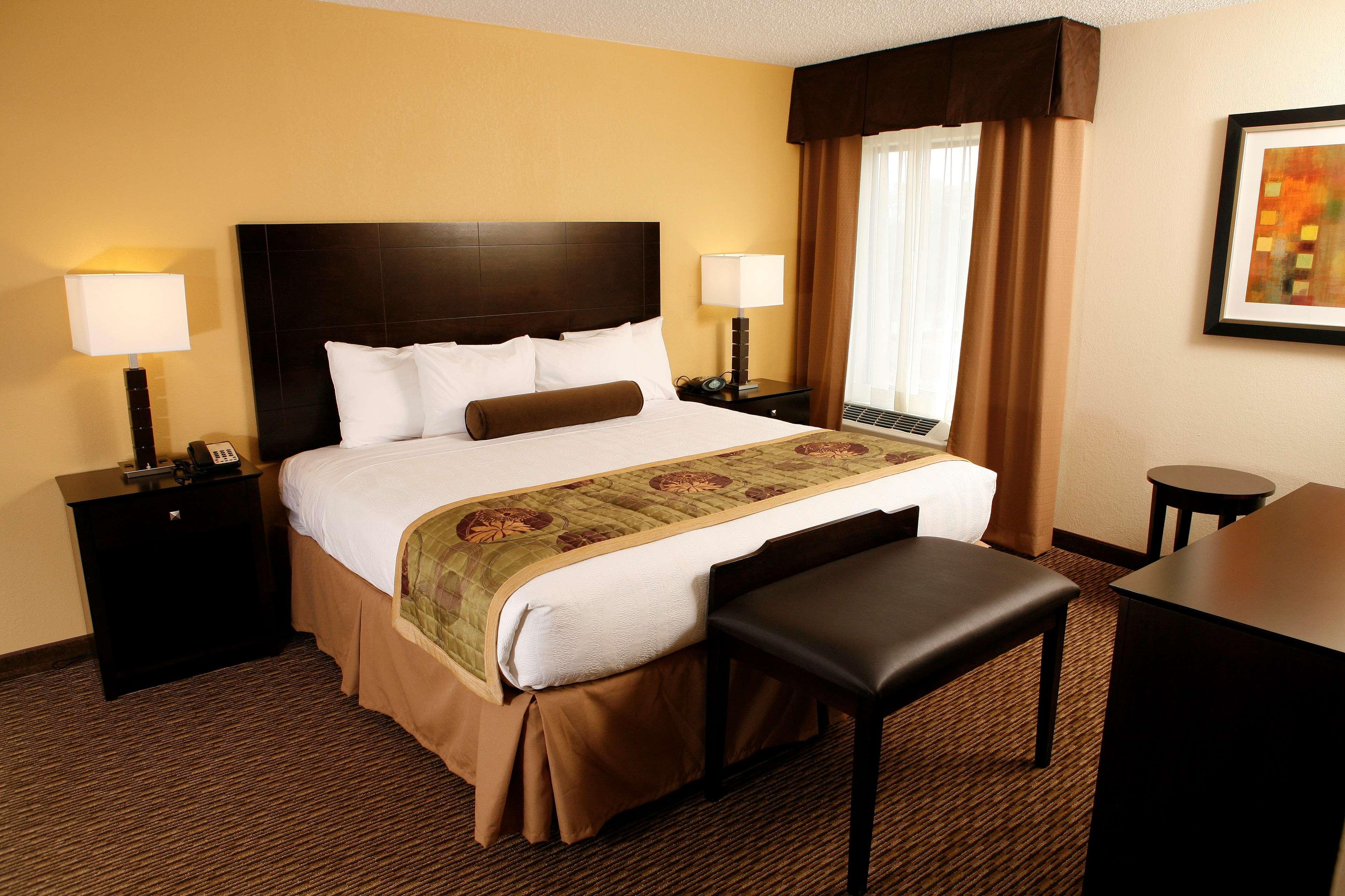 Best Western Plus Голдсборо Экстерьер фото